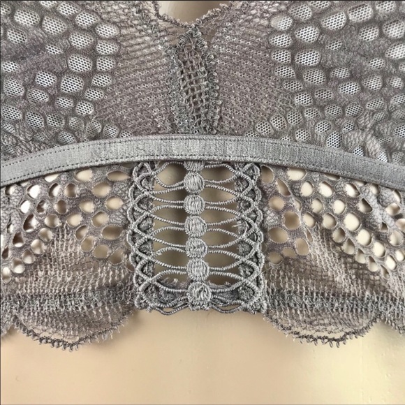Victoria's Secret Very Sexy Lace Bralette Top - Picture 3 of 6